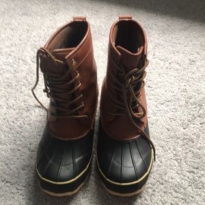 duck boots